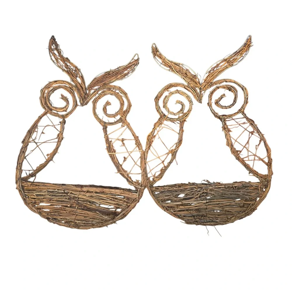 Unbranded Pair of Owl Wall Hanging Planters 16